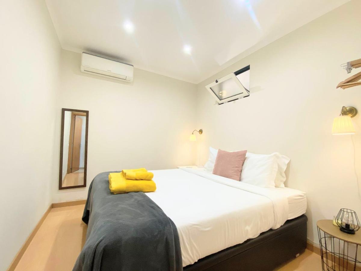 Apartment In The Center Next To The Parliament Lissabon Exterior foto